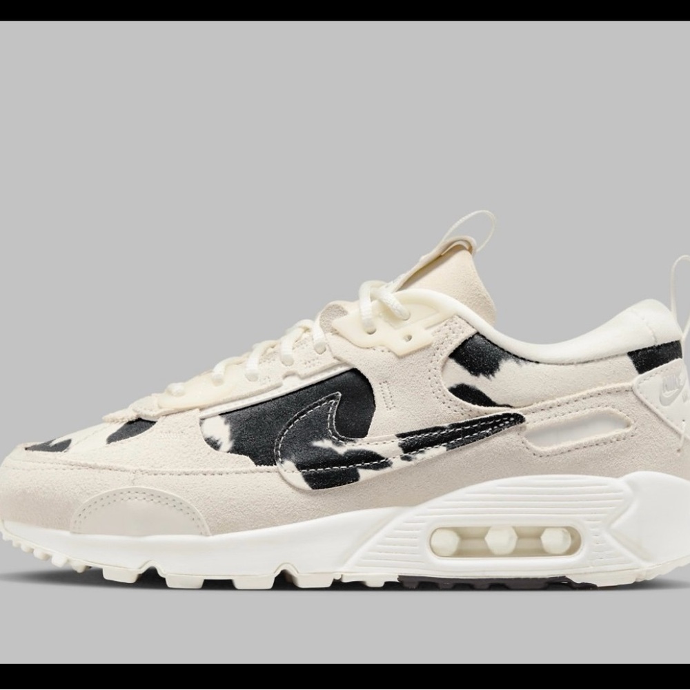 Nike Air Max Sneakers in Cow print